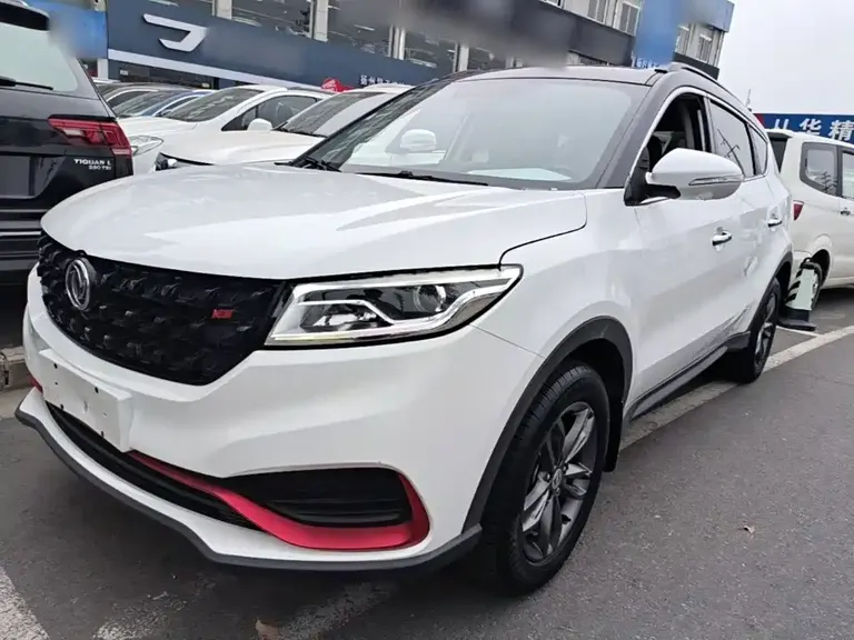 Dongfeng Fengguang 580 ☆ Star 1.5 T Auto Luxury