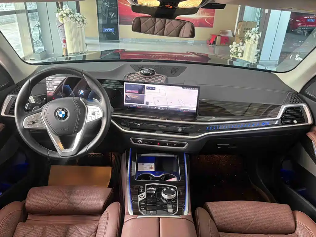 BMW X7 xDrive40 i Leading Luxury Package