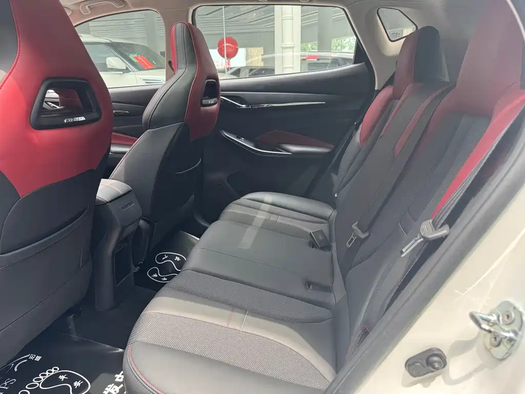 Changan Oshan X5 1.5 T DCT Distinguished