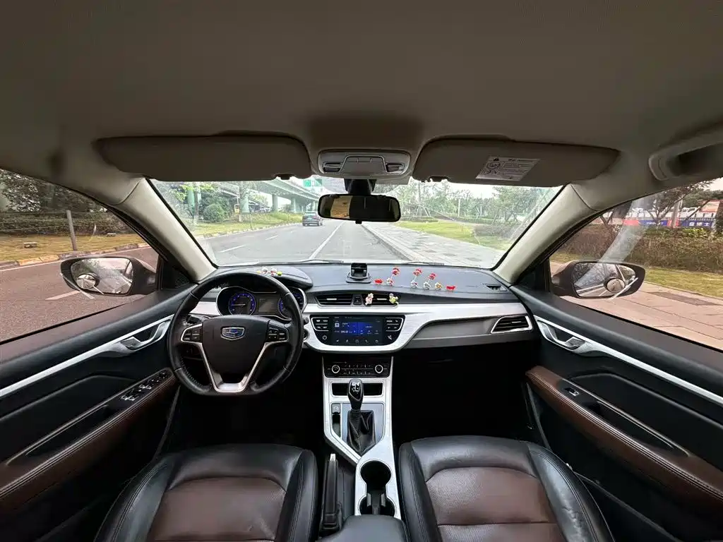 Vision Upgraded 1.5 L CVT Luxury CN-VI