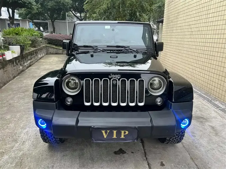 Jeep Wrangler 2.8 TD Sahara 4-door Comfort Enjoyment
