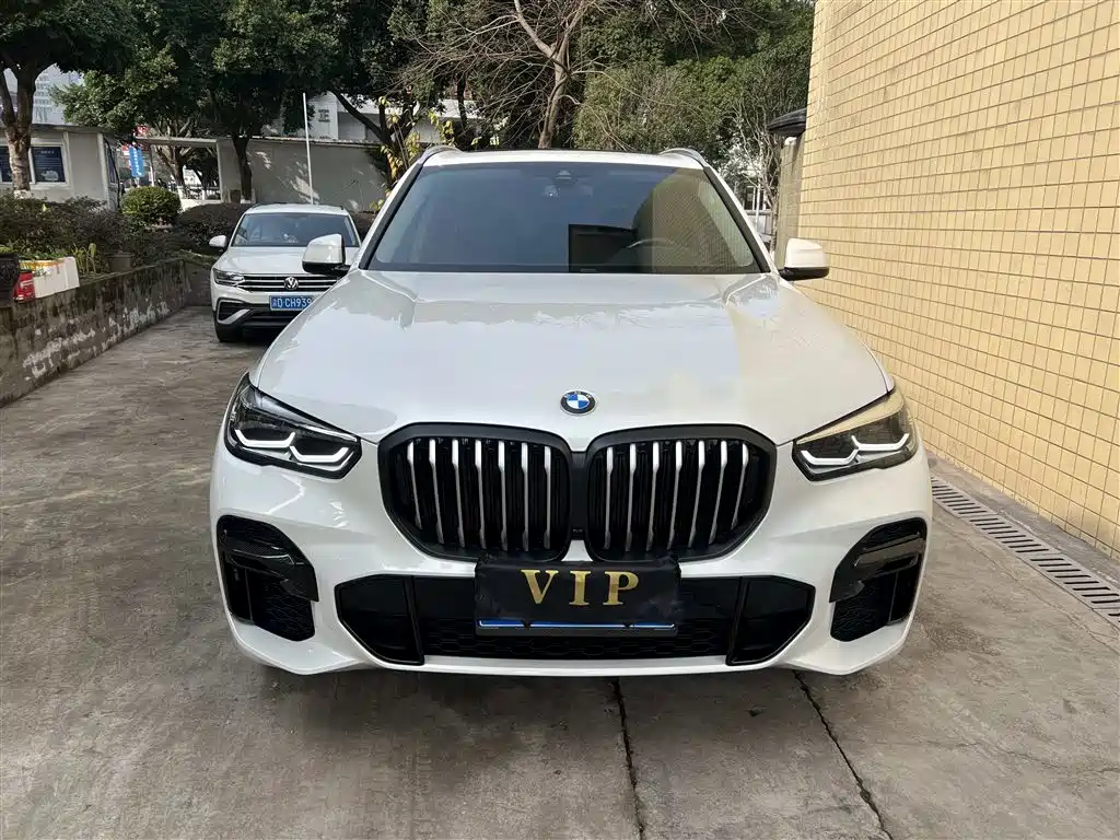 BMW X5 Facelift xDrive 30 Li M Sport Package