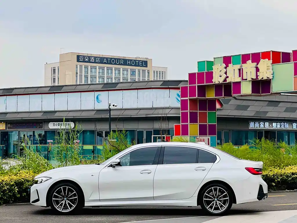 BMW 3 Series 325 Li M Sport Package