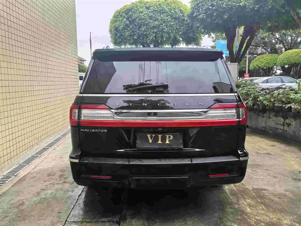 Navigator 3.5 T Honor Shine CN-V
