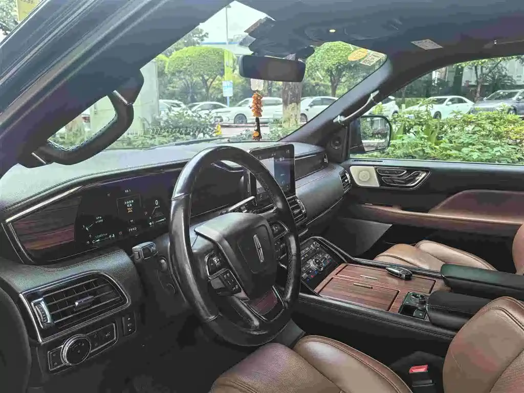 Navigator 3.5 T Honor Shine CN-V