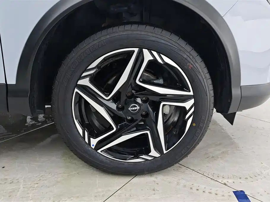 Qashqai Honor 2.0 L CVT XV+ Leading