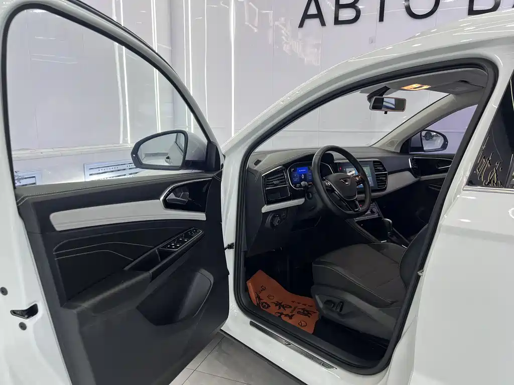 Jetta VS5 捷达VS5 2022款 280 TSI 自动荣耀型Pro
