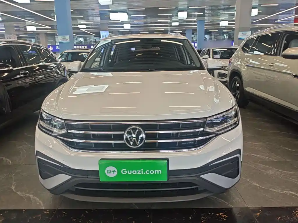 Tiguan L 330 TSI Auto 2 WD Smart Enjoyment