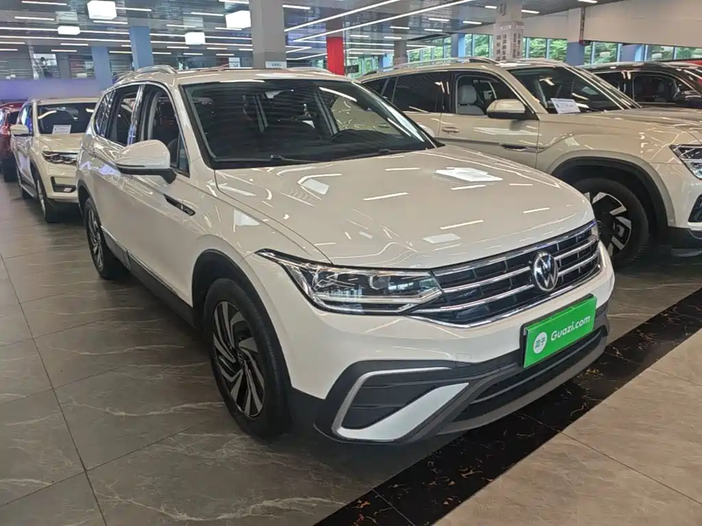 Tiguan L 330 TSI Auto 2 WD Smart Enjoyment
