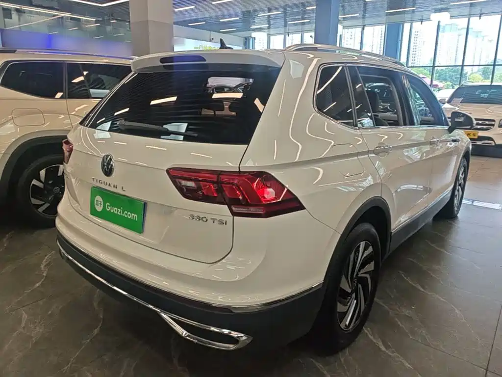 Tiguan L 330 TSI Auto 2 WD Smart Enjoyment
