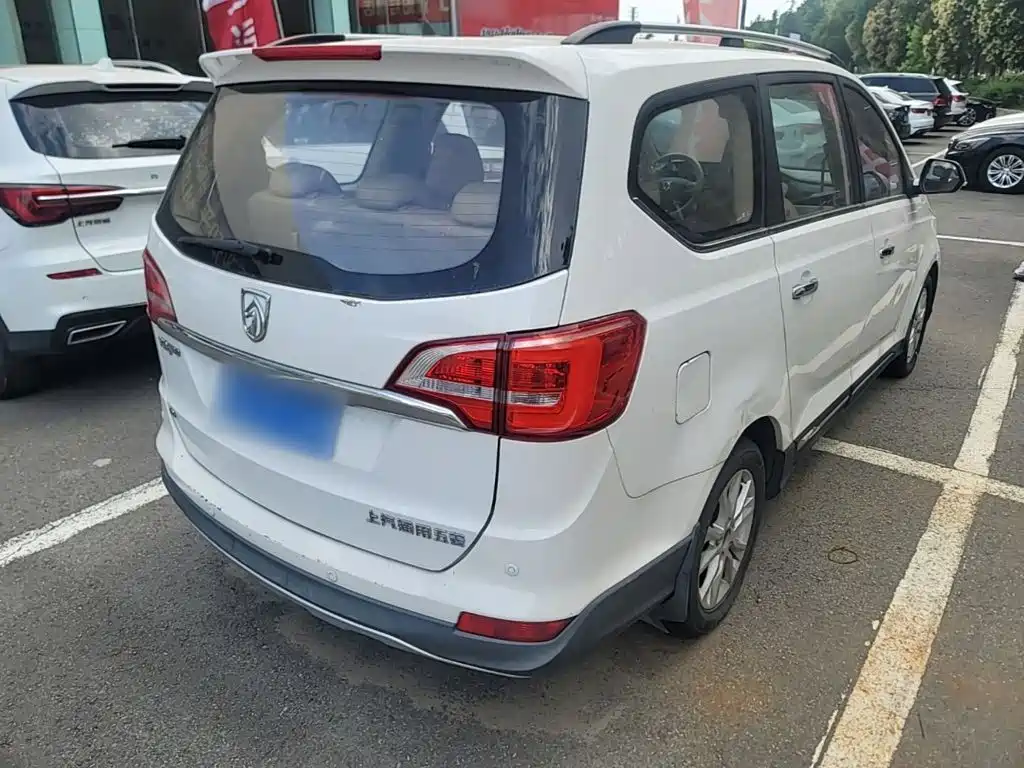 Baojun 730 宝骏730 2016款 1.8 L iAMT舒适型 7座