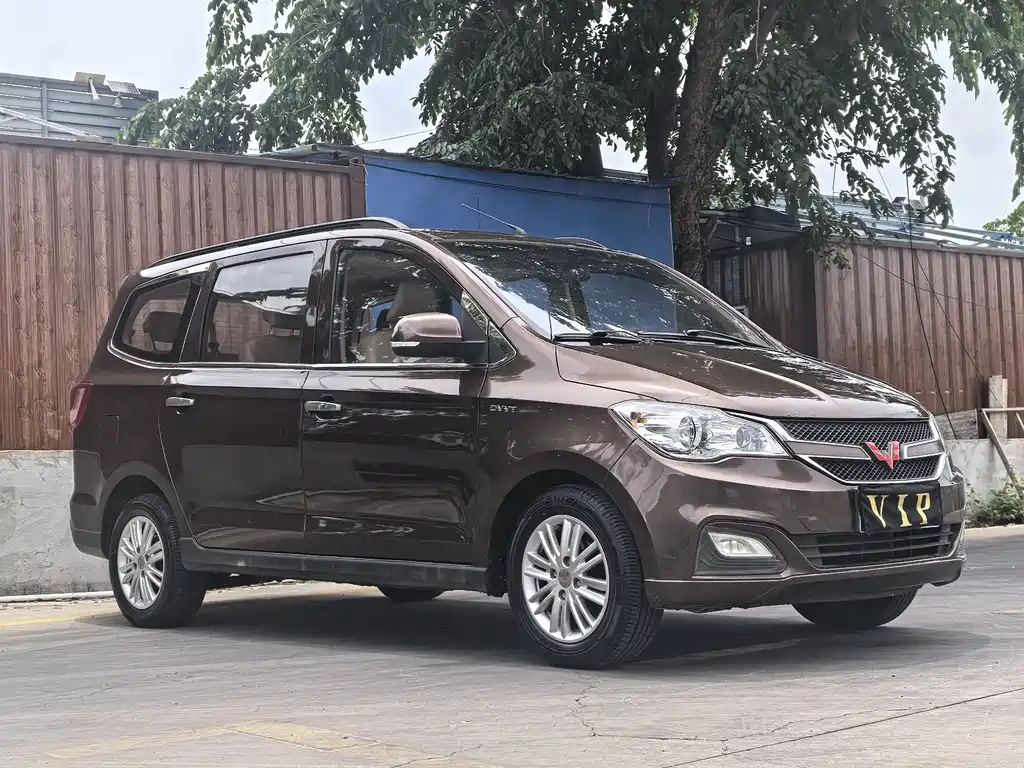 Wuling Hongguang 1.5 L S1 Comfort CN-V