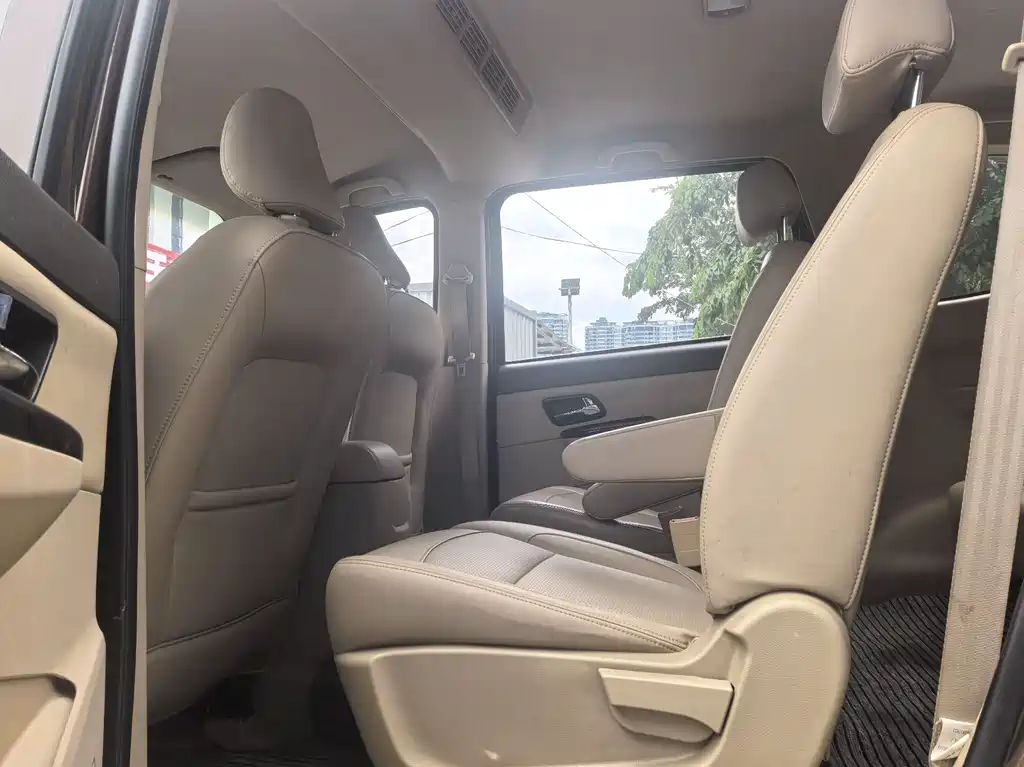 Wuling Hongguang 1.5 L S1 Comfort CN-V
