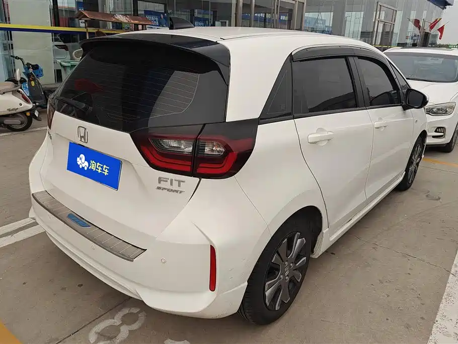 Fit 1.5 L CVT Trend Sport Pro