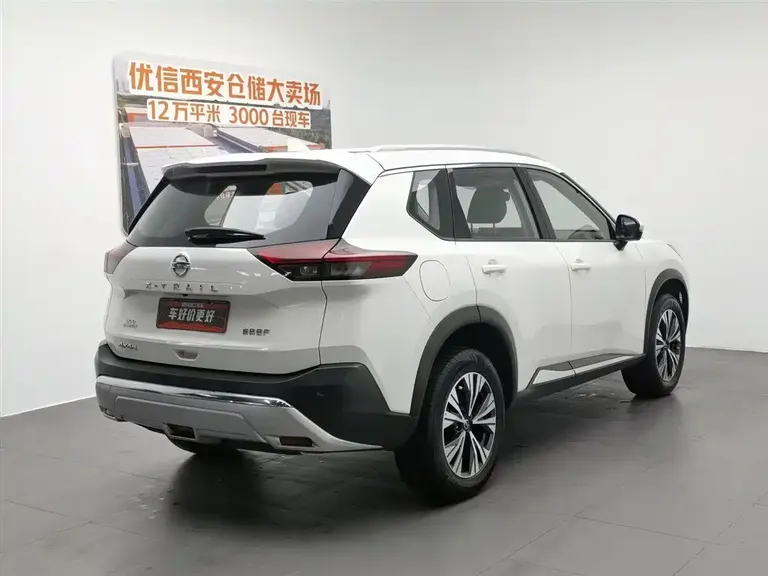 Nissan X-Trail VC-Turbo 300 CVT 4 WD Premium 7-seat