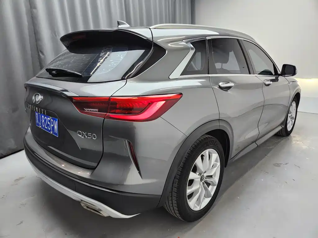 Infiniti QX50 2.0 T 4 WD Elite