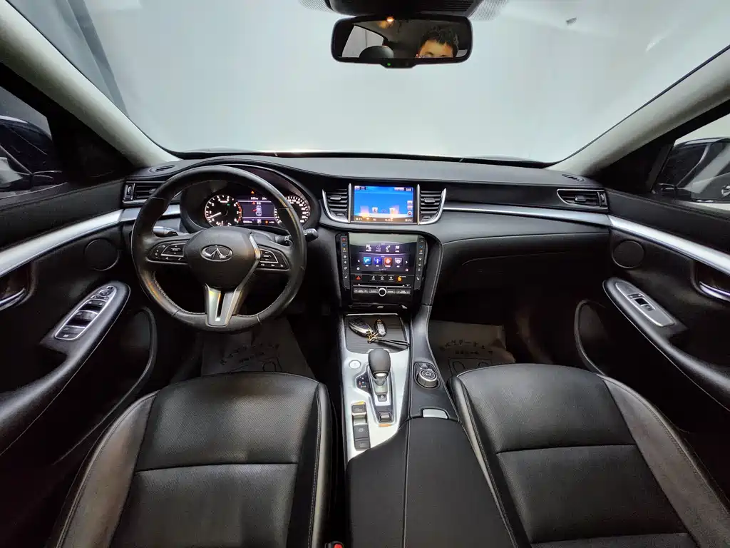 Infiniti QX50 2.0 T 4 WD Elite