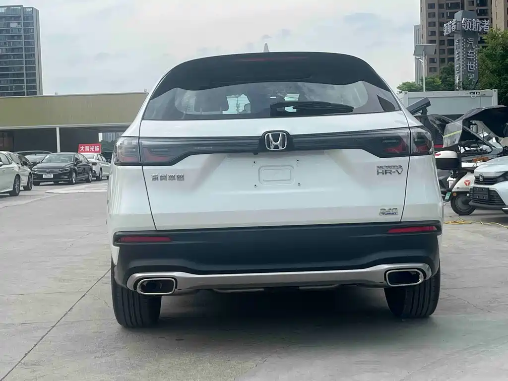 Honda HR-V 本田HR-V 2024款 240 TURBO 劲悦版