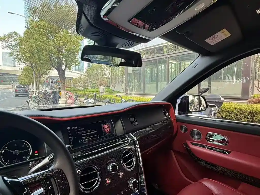 Cullinan 5-seat