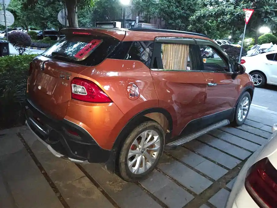 Brilliance V3 1.5 L Manual Comfort