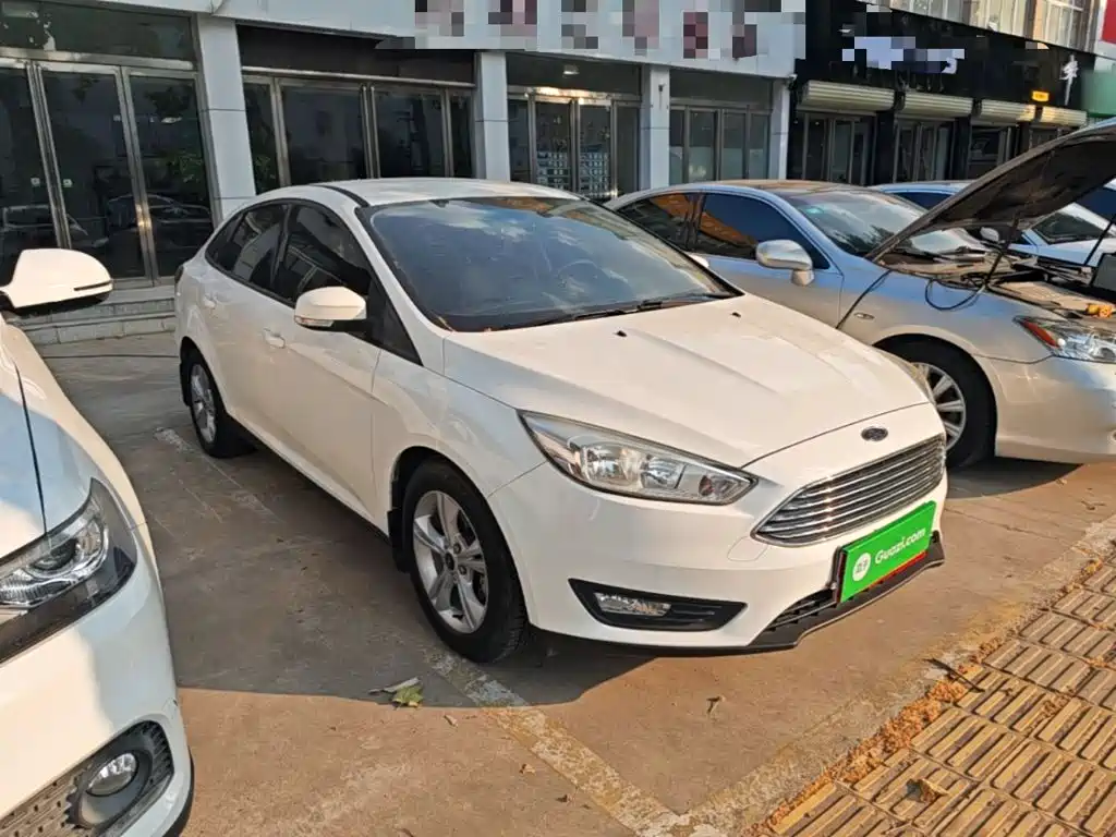 Focus Sedan 1.6 L Auto Comfort Smart Travel