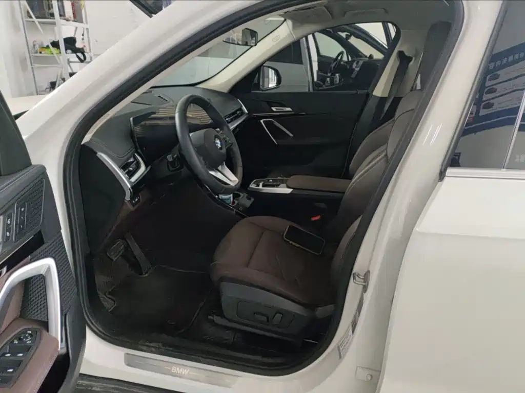 BMW X1 sDrive20 Li X Design Package