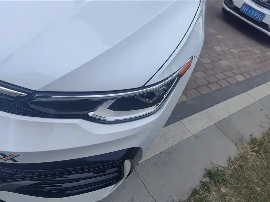 Golf 300 TSI R-Line