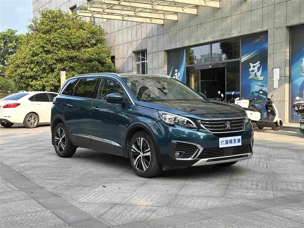 Peugeot 5008 380 THP 5-seat Elite
