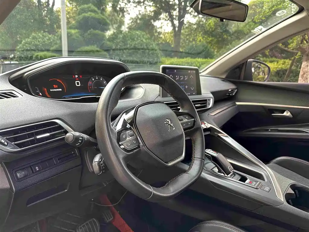 Peugeot 5008 380 THP 5-seat Elite