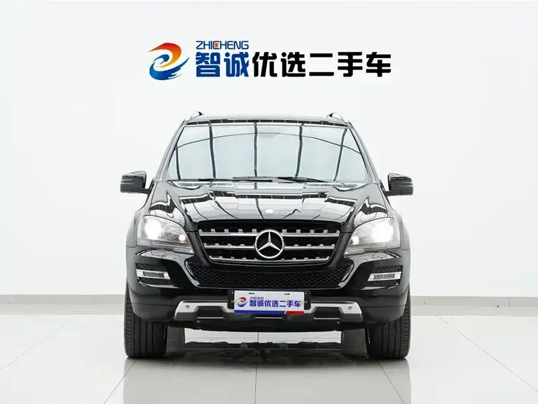 Mercedes-Benz M-Class ML 500 4 MATIC Special Edition