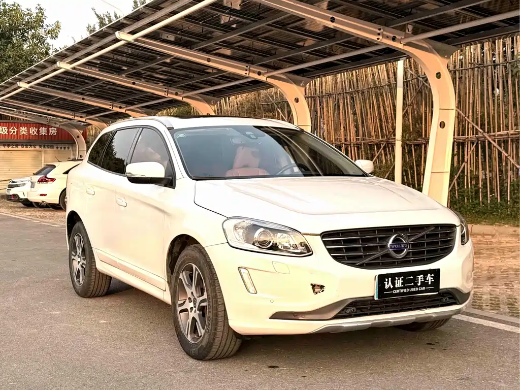 Volvo XC60 (Import) T5 Smart Ease