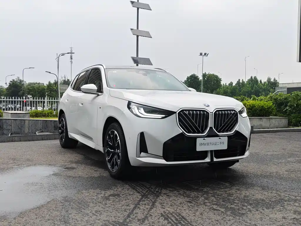 BMW X3 xDrive30 L Leading M Sport Package