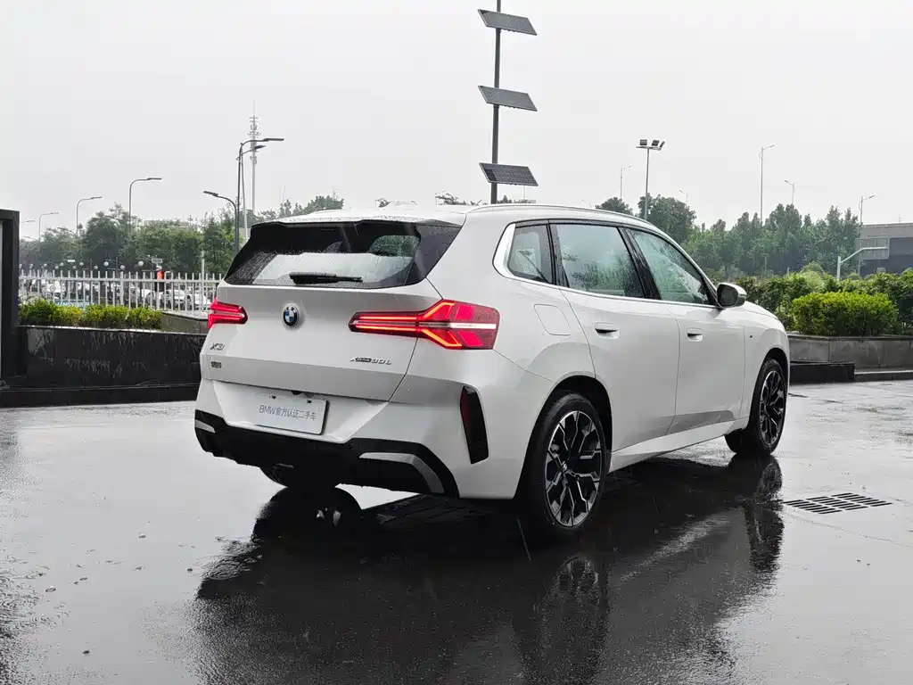 BMW X3 xDrive30 L Leading M Sport Package