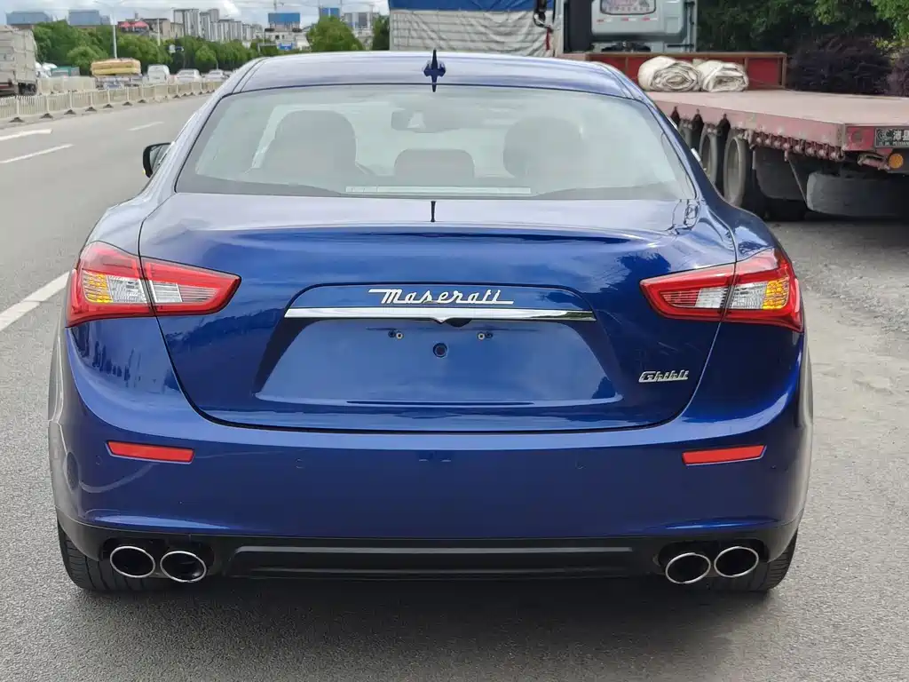 Ghibli 3.0 T Standard