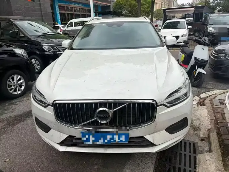 Volvo XC60 T5 4 WD Smart Ease CN-V