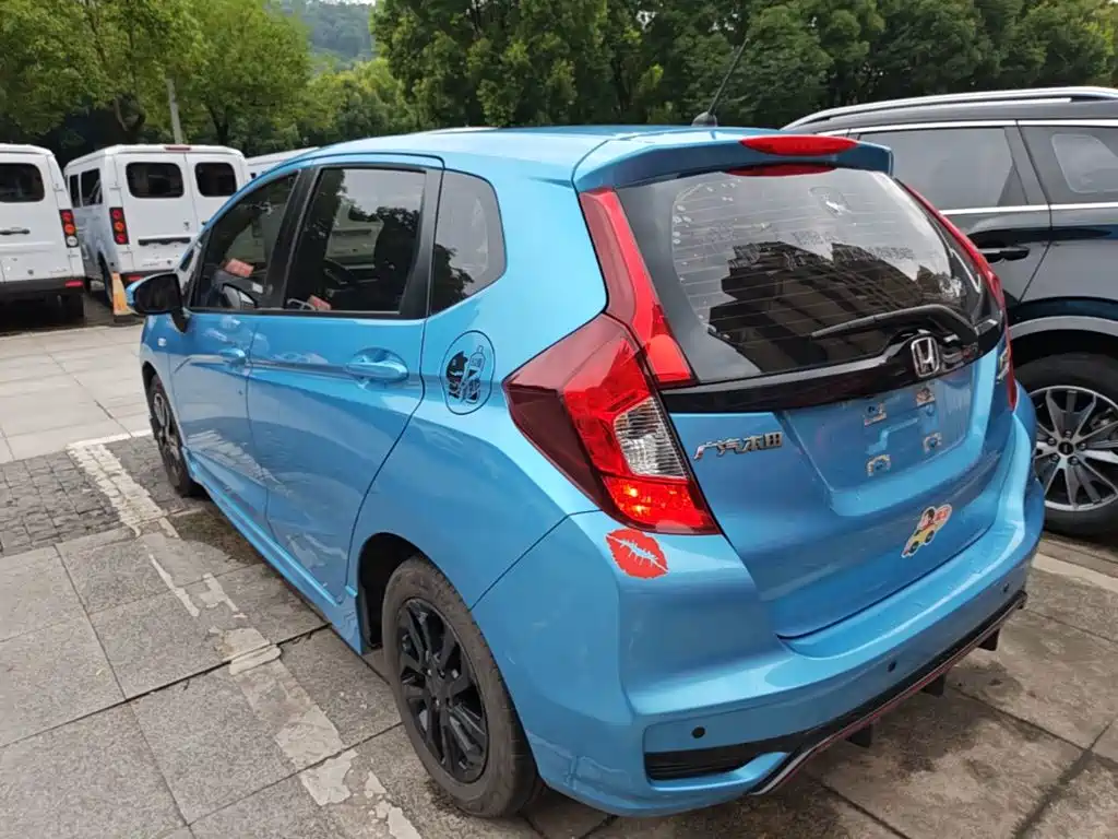 Fit 1.5 L CVT Trend Sport