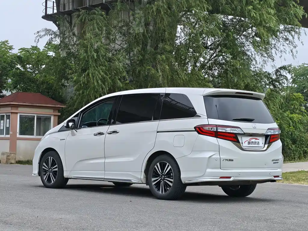 Odyssey 2.0 L Sharp· Premium