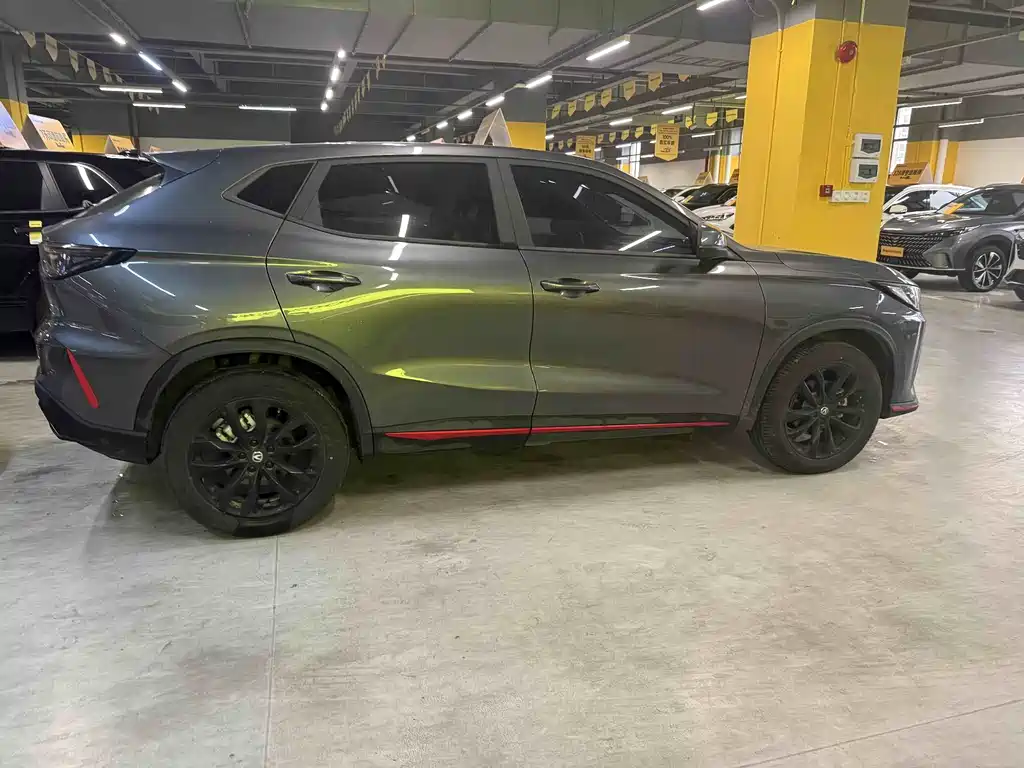 Changan X5 PLUS 1.5 T DCT Outstanding