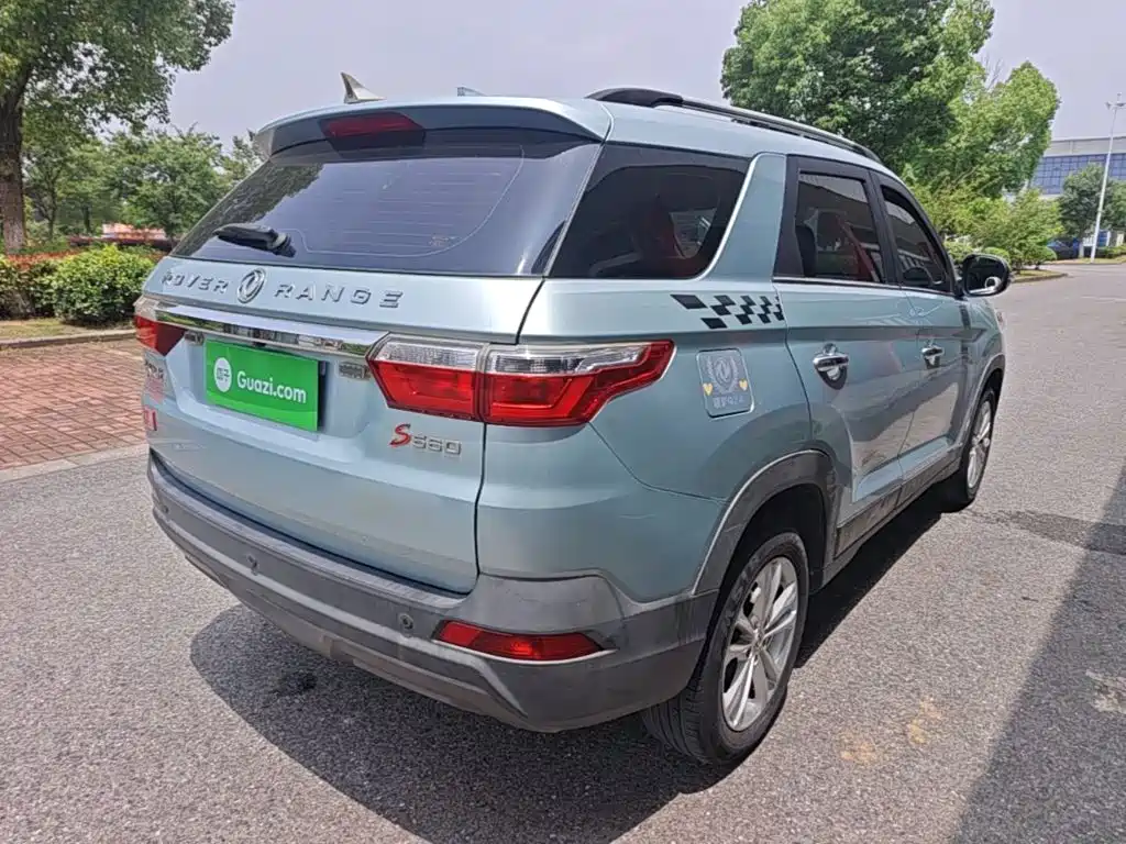 Fengguang S560 风光S560 2018款 1.8 L CVT精英型 5座