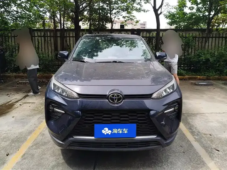Toyota Wildlander 2.0 L CVT 4 WD Luxury