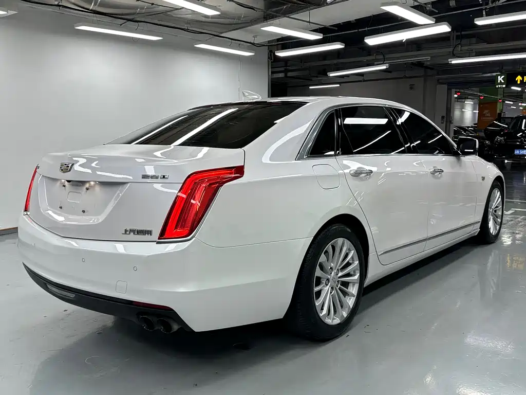 Cadillac CT6 28 T Luxury
