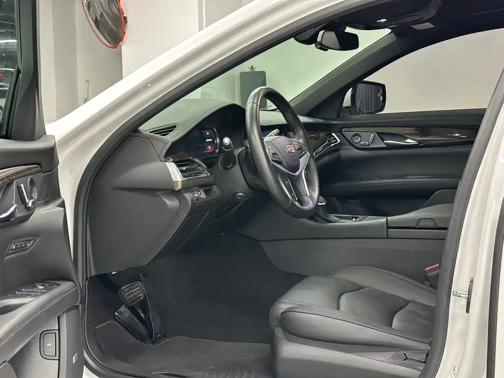 Cadillac CT6 28 T Luxury