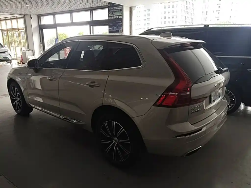 Volvo XC60 T5 4 WD Smart Vision Luxury