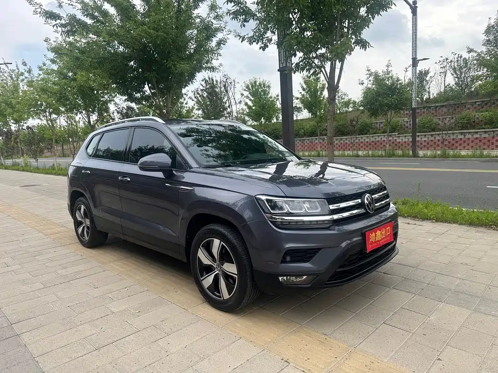 Tharu 280 TSI 2 WD Luxury