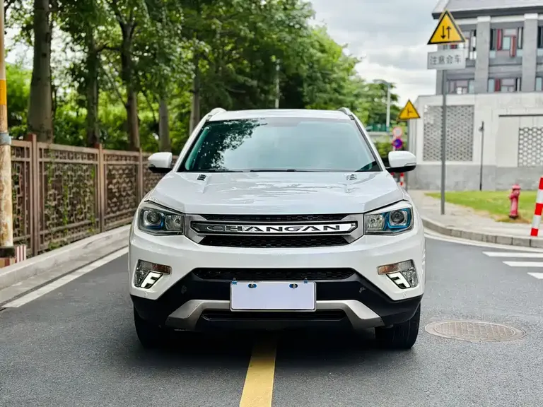 Changan CS75 1.8 T Auto Elite CN-V