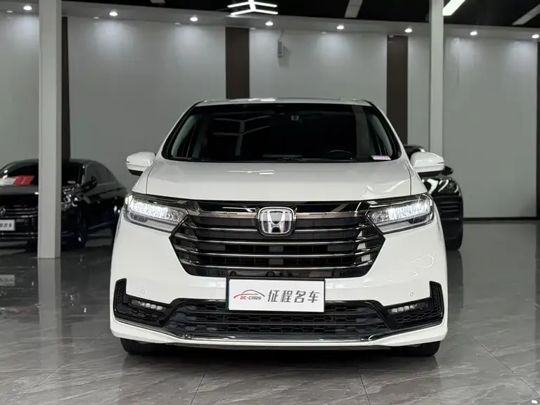 Honda Odyssey 2.0 L e:HEV Sharp· Shine Enjoyment