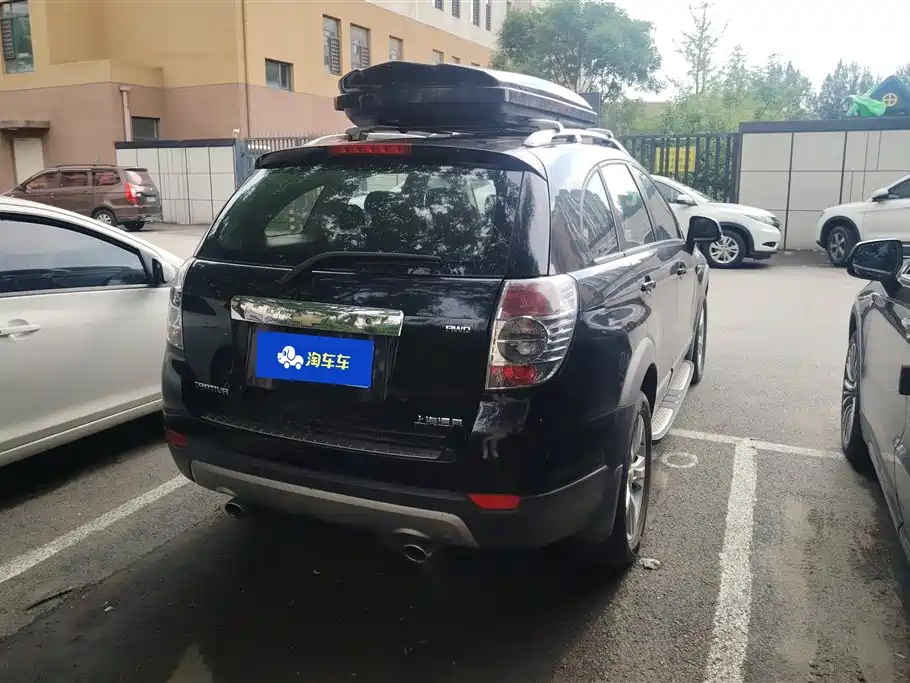 Captiva 2.4 L 4 WD Flagship 7-seat