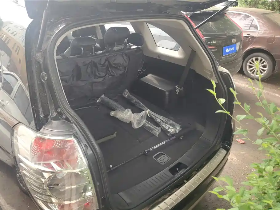 Captiva 2.4 L 4 WD Flagship 7-seat
