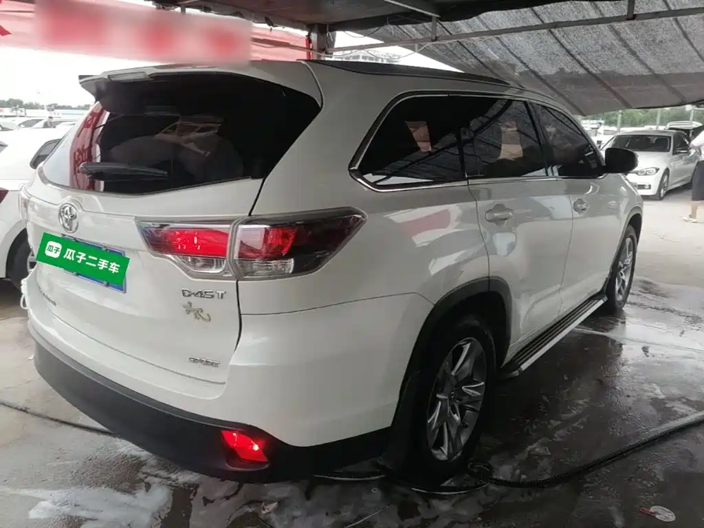 Highlander 2.0 T 2 WD Luxury 7-seat