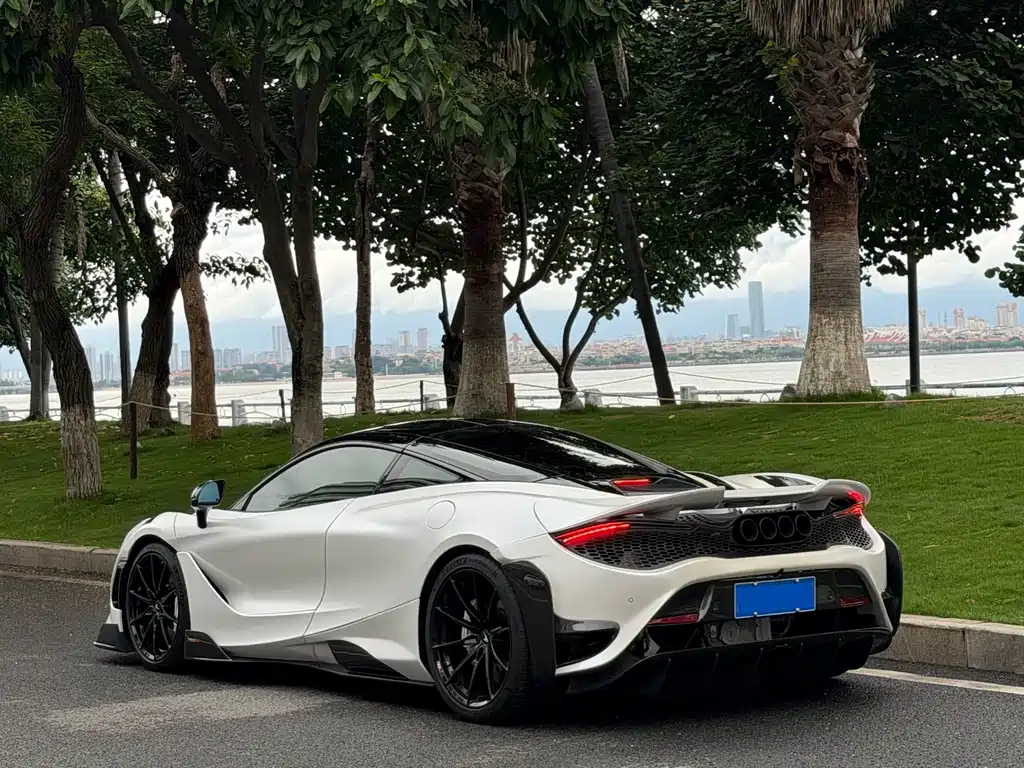 McLaren 720 S 4.0 T Coupe